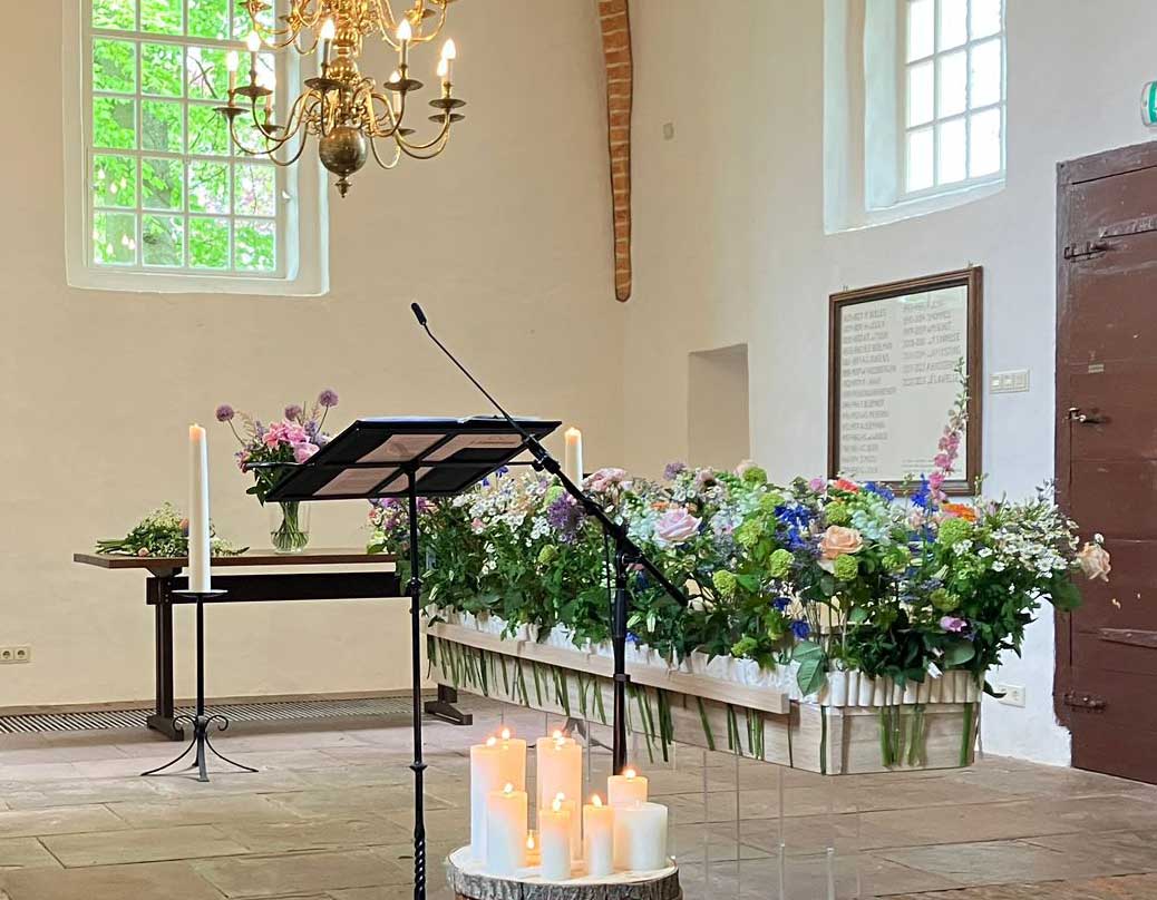 Kerkje bloemenband